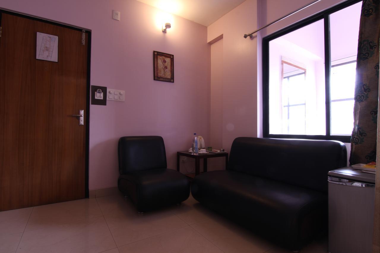Hotel Rajawas Dibrugarh Exterior foto